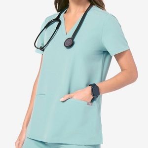 Figs Casma scrub top in sea glass - size small
